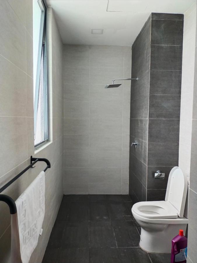 Cmk Troika Apartmen#Free Netflix 코타바하루 외부 사진